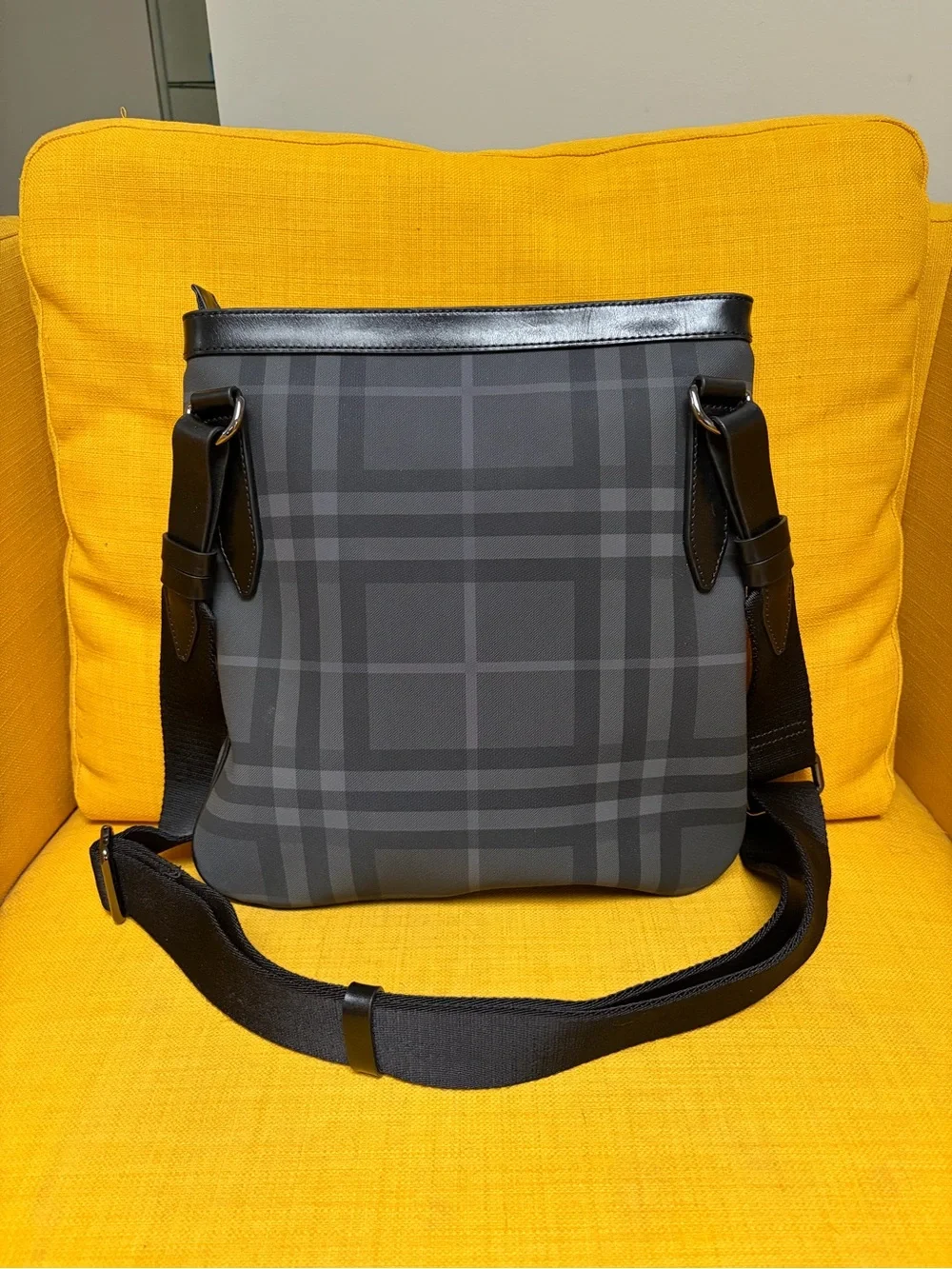 GUC Burberry Check Crossbody Bag